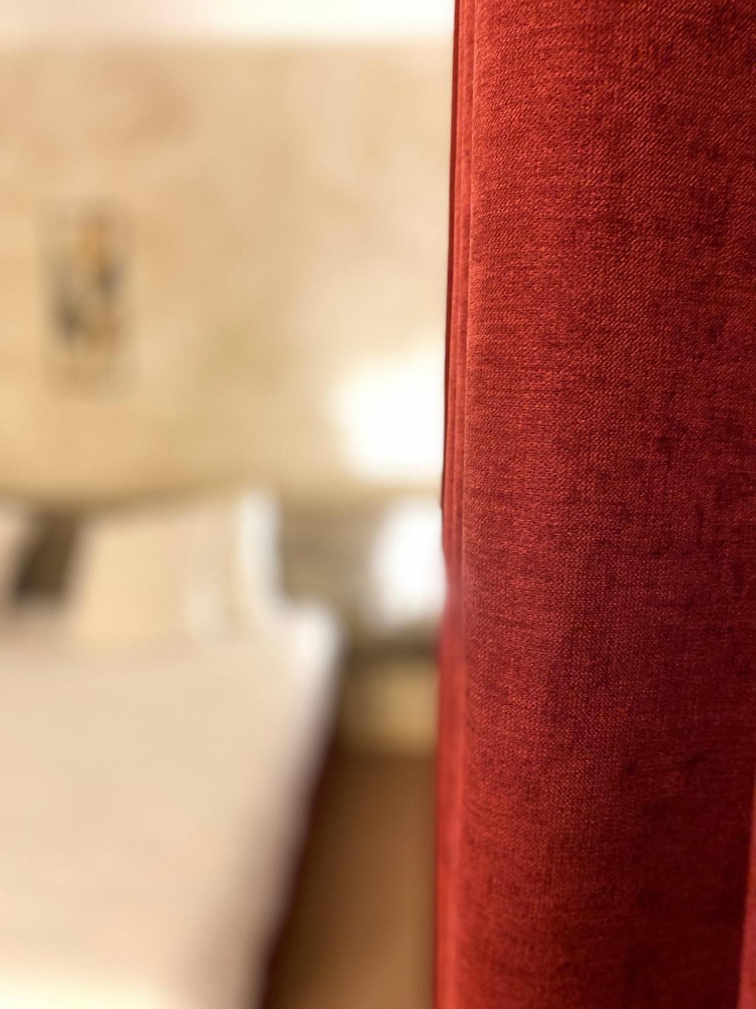 Logis Hotel Medieval, Montelimar Nord Rochemaure Kültér fotó