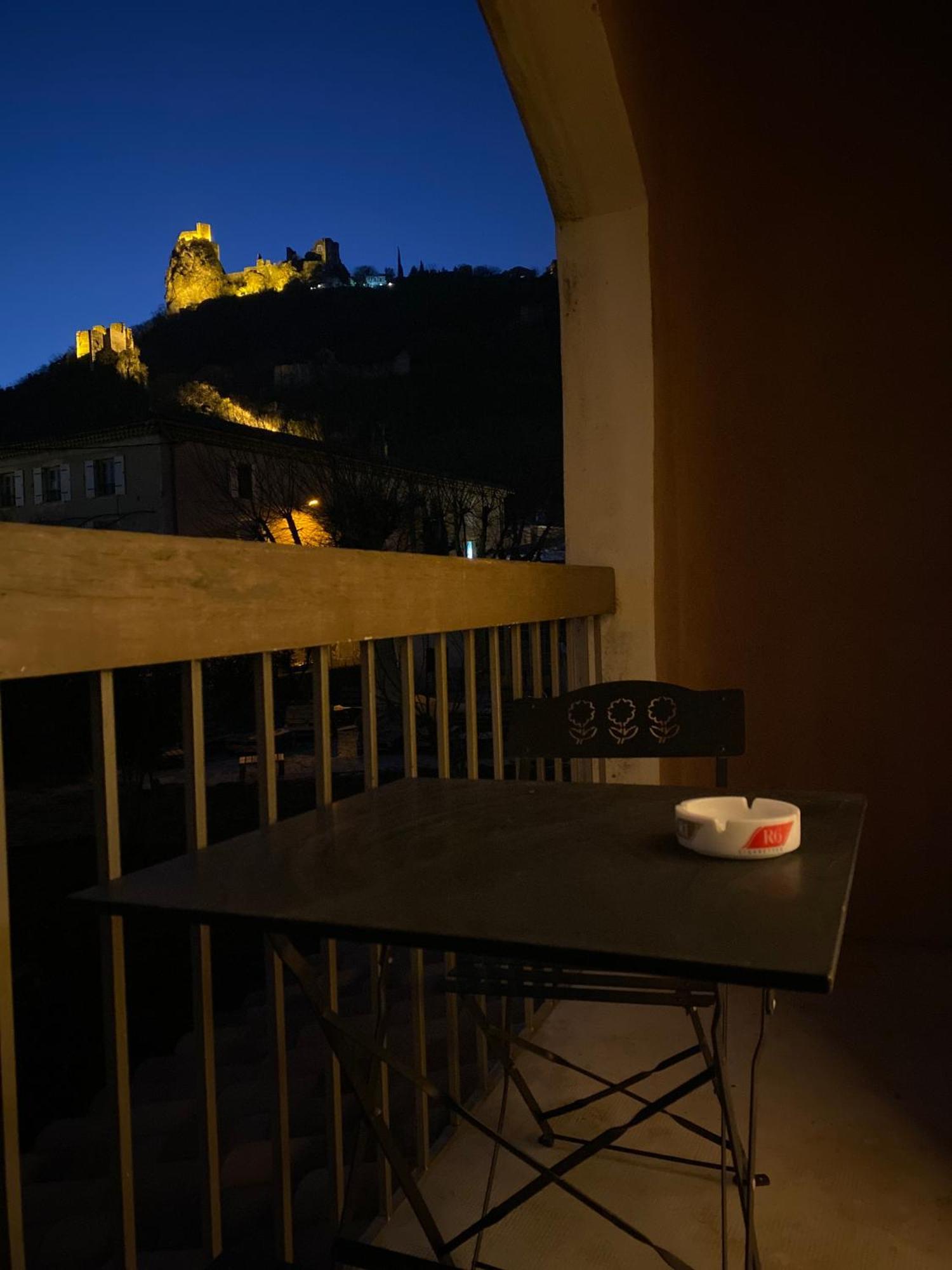 Logis Hotel Medieval, Montelimar Nord Rochemaure Kültér fotó