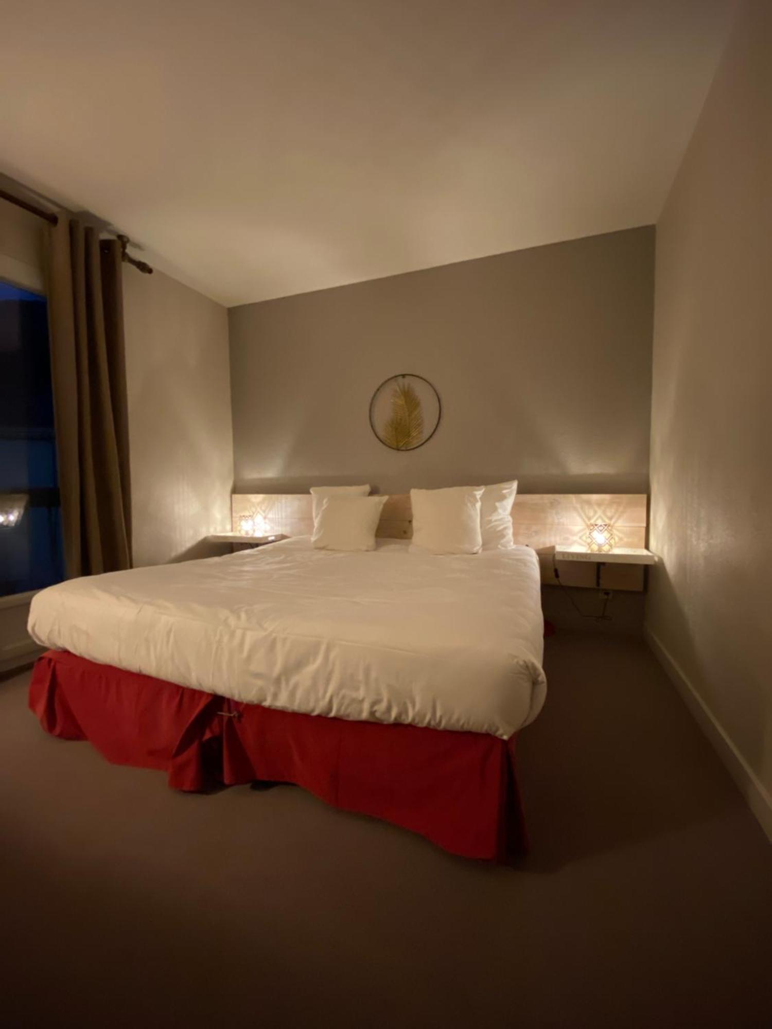 Logis Hotel Medieval, Montelimar Nord Rochemaure Kültér fotó