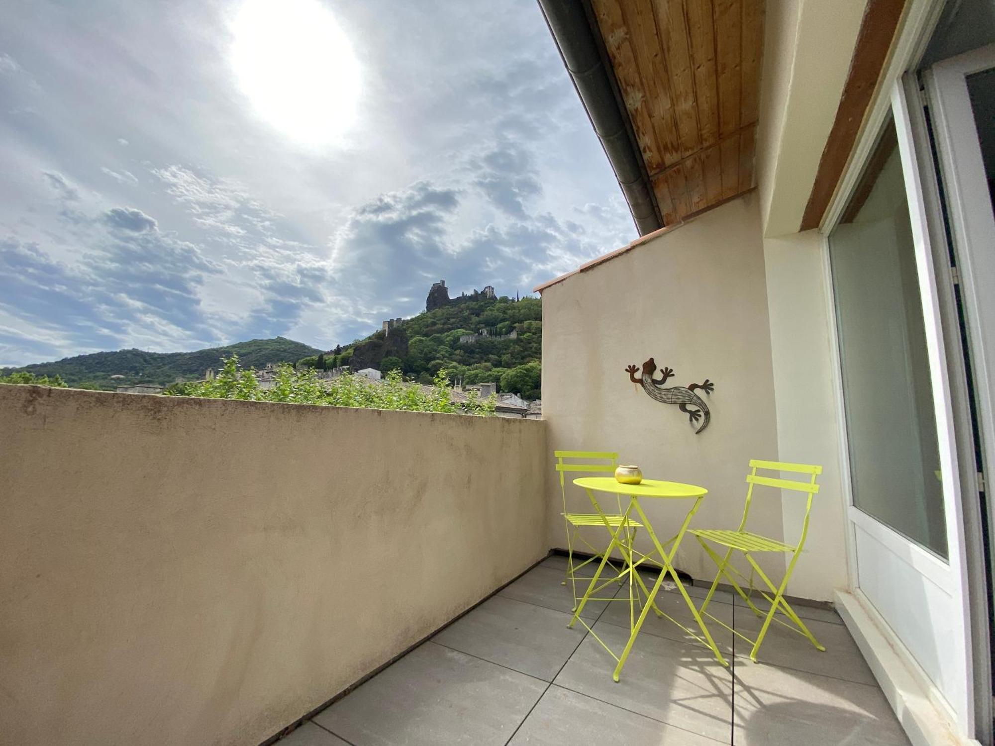 Logis Hotel Medieval, Montelimar Nord Rochemaure Kültér fotó