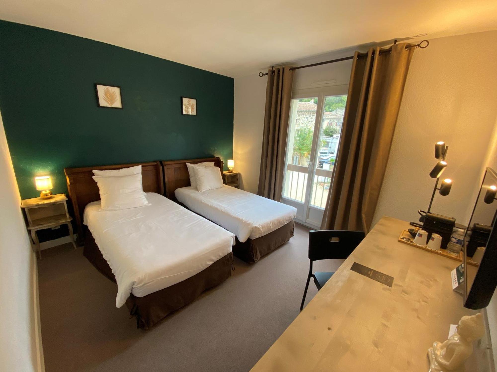 Logis Hotel Medieval, Montelimar Nord Rochemaure Kültér fotó